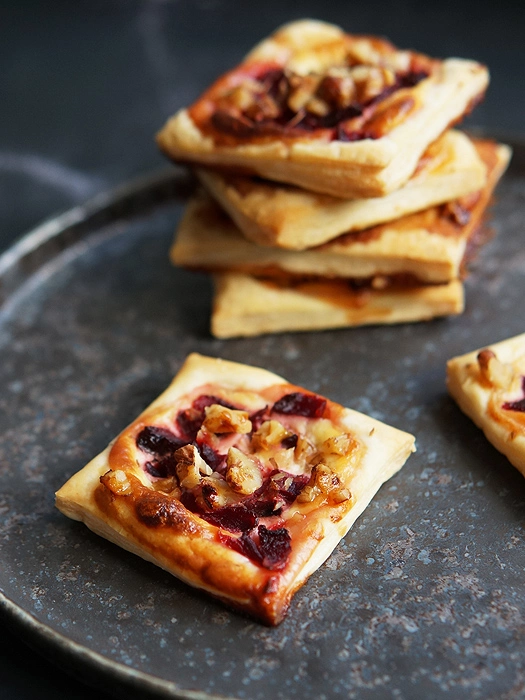 Blätterteig-Häppchen mit Frischkäse