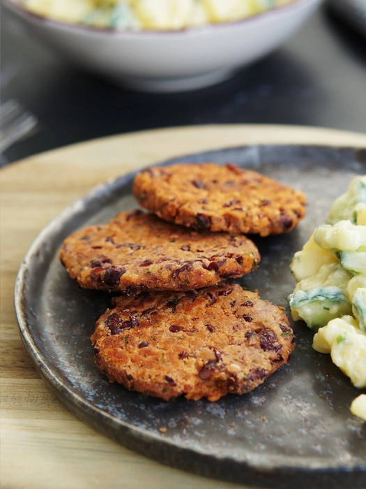 Frikadellen aus Kidneybohnen und Haferflocken
