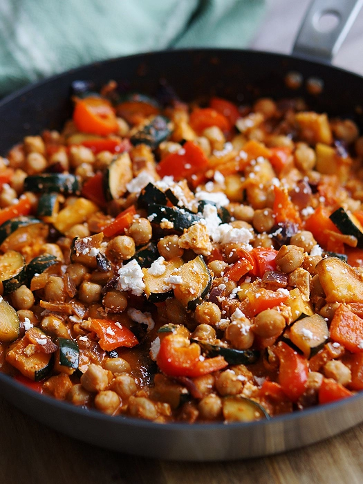 Mediterrane Gemüsepfanne mit Zucchini - OOHMAMI!