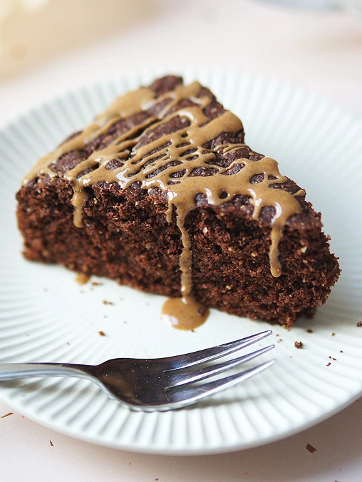 Saftiger veganer Schokokuchen