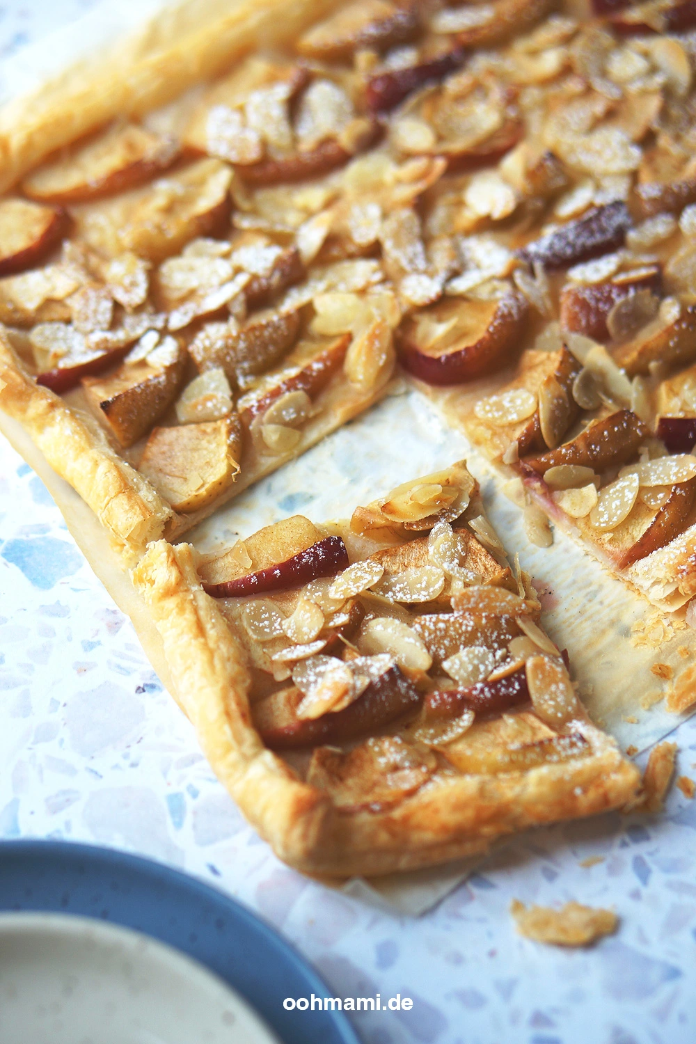 Schneller Apfelkuchen mit Blätterteig