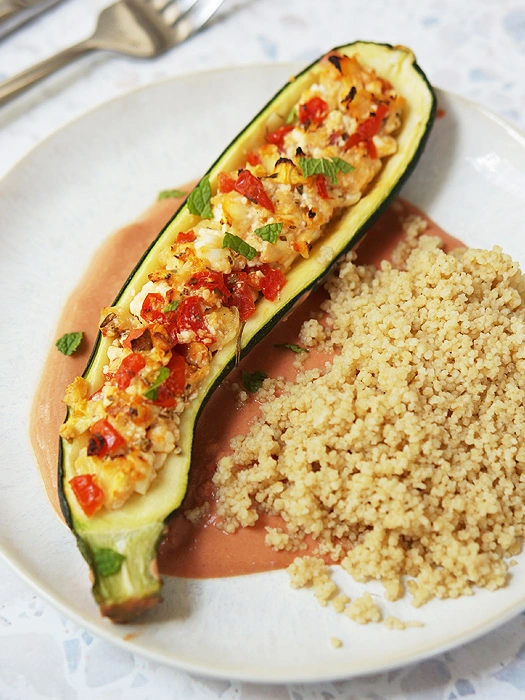 Zucchini überbacken mit Feta und Tomaten